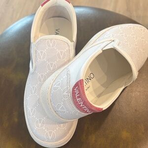 Valentino White and Pink Textured Slip-On BRAND NEW